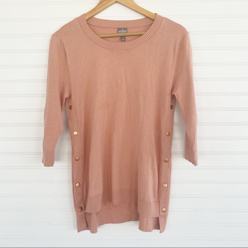 Soho New York & Company Sweater Size M Salmon Pink Snap Side 3/4 Sleeve Knit - Picture 5 of 11